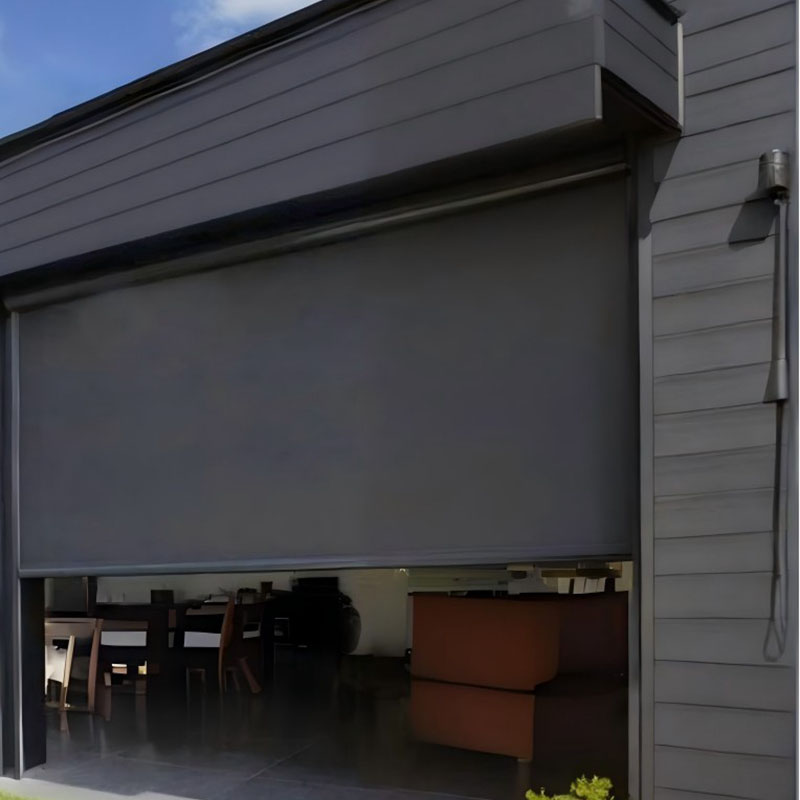 Tendaggio antivento arrotolabile